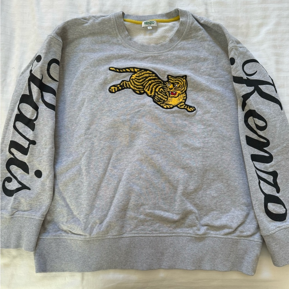 Kenzo Embriodered Tiger crewneck. Large.
